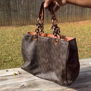 Micheal Kors Handbag